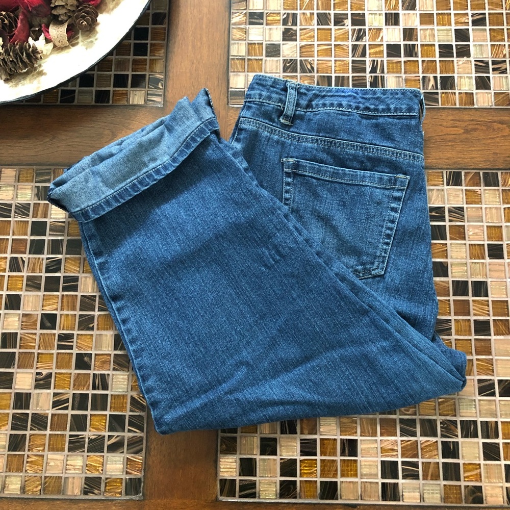 🎈SOLD🎈Style & Co Capris Size 12